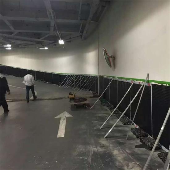 地下車道使用橡膠板